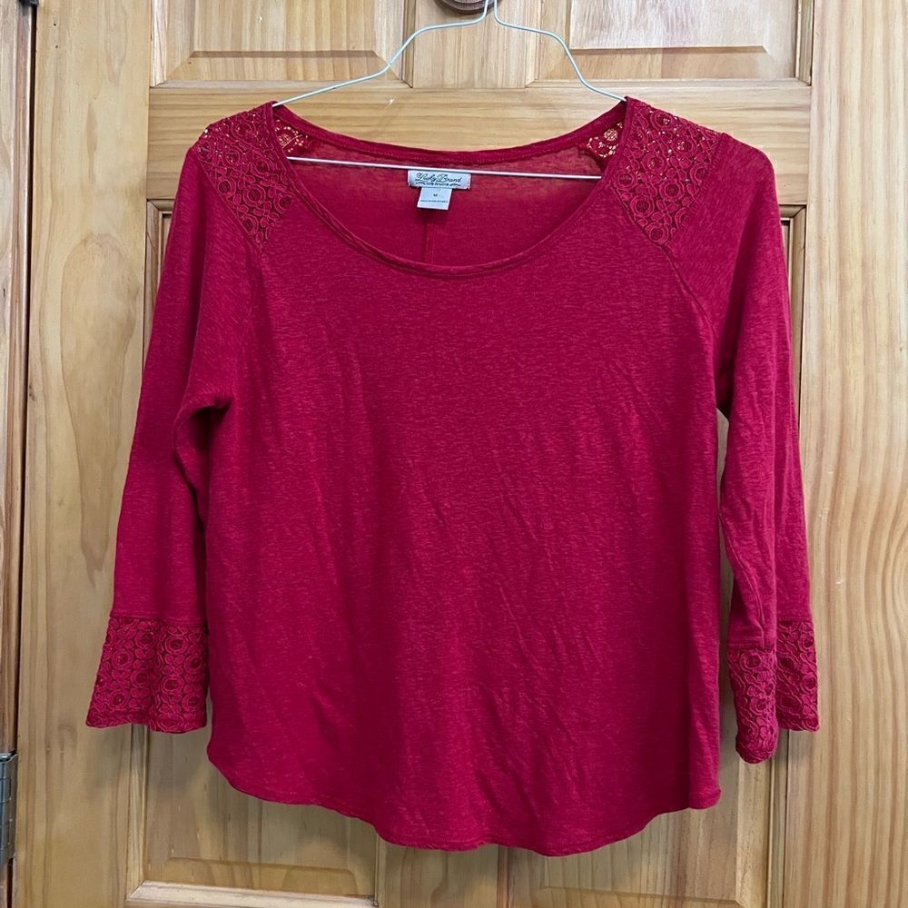Beautiful Lucky Brand red top size medium